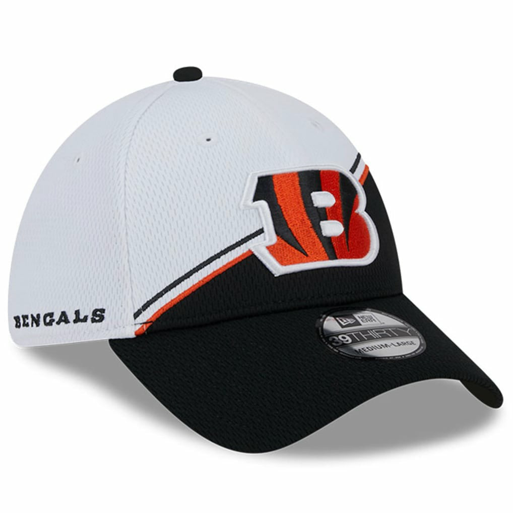Cincinnati Bengals New Era 2023 Sideline 39THIRTY Flex Hat White/Black