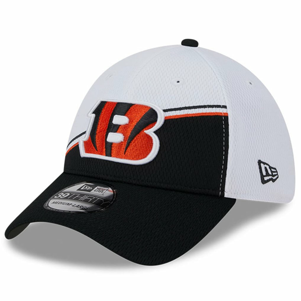 Cincinnati Bengals New Era 2023 Sideline 39THIRTY Flex Hat White/Black
