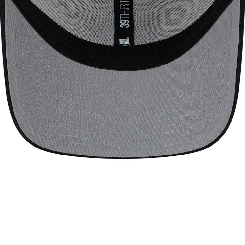 Cincinnati Bengals New Era 2023 Sideline 39THIRTY Flex Hat White/Black
