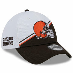 Cleveland Browns New Era 2023 Sideline 39THIRTY Flex Hat White/Brown