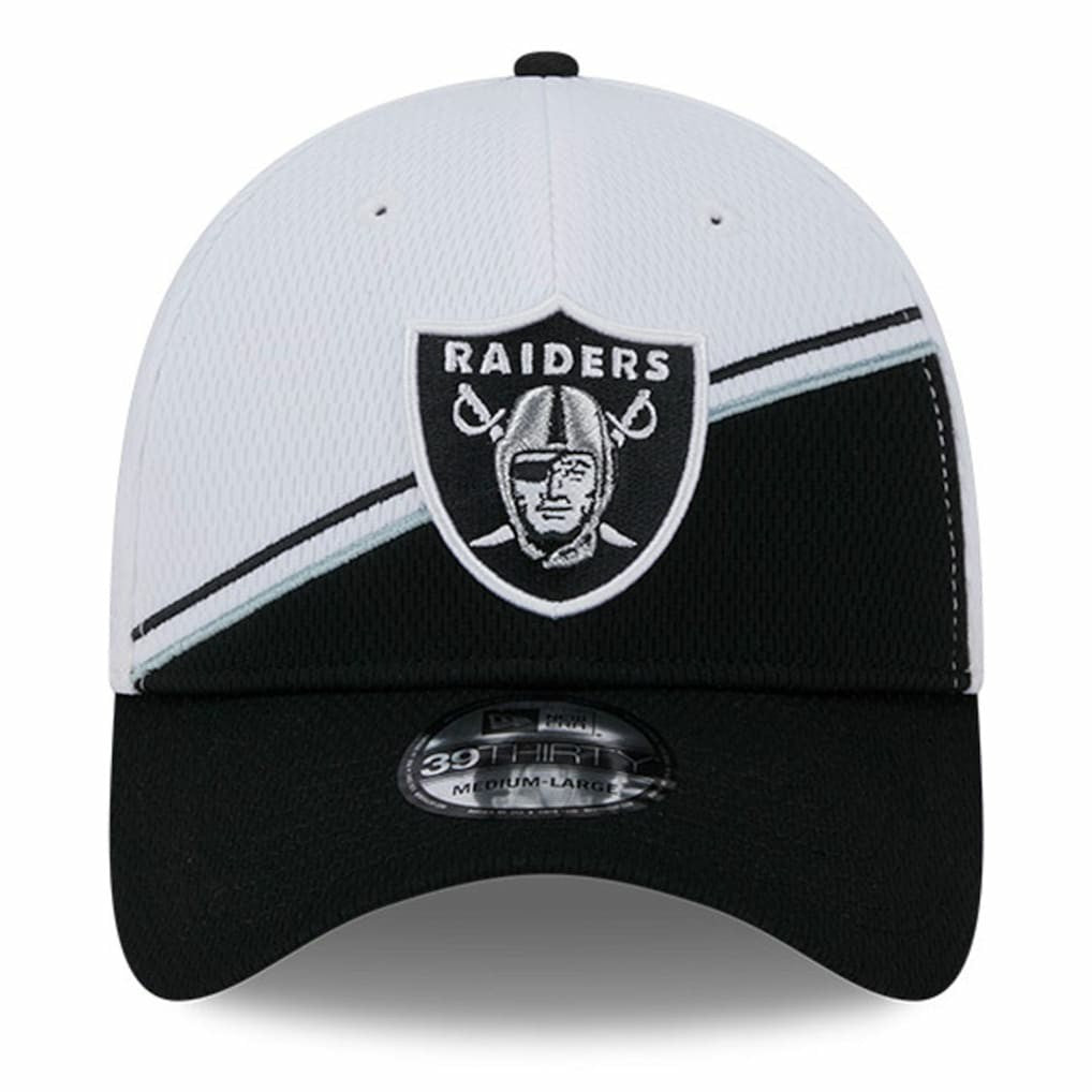 Las Vegas Raiders New Era 2023 Sideline 39THIRTY Flex Hat White/Black