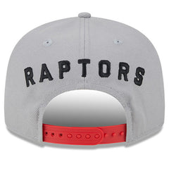 Toronto Raptors Chenille Band 9FIFTY Snapback Hat Gray