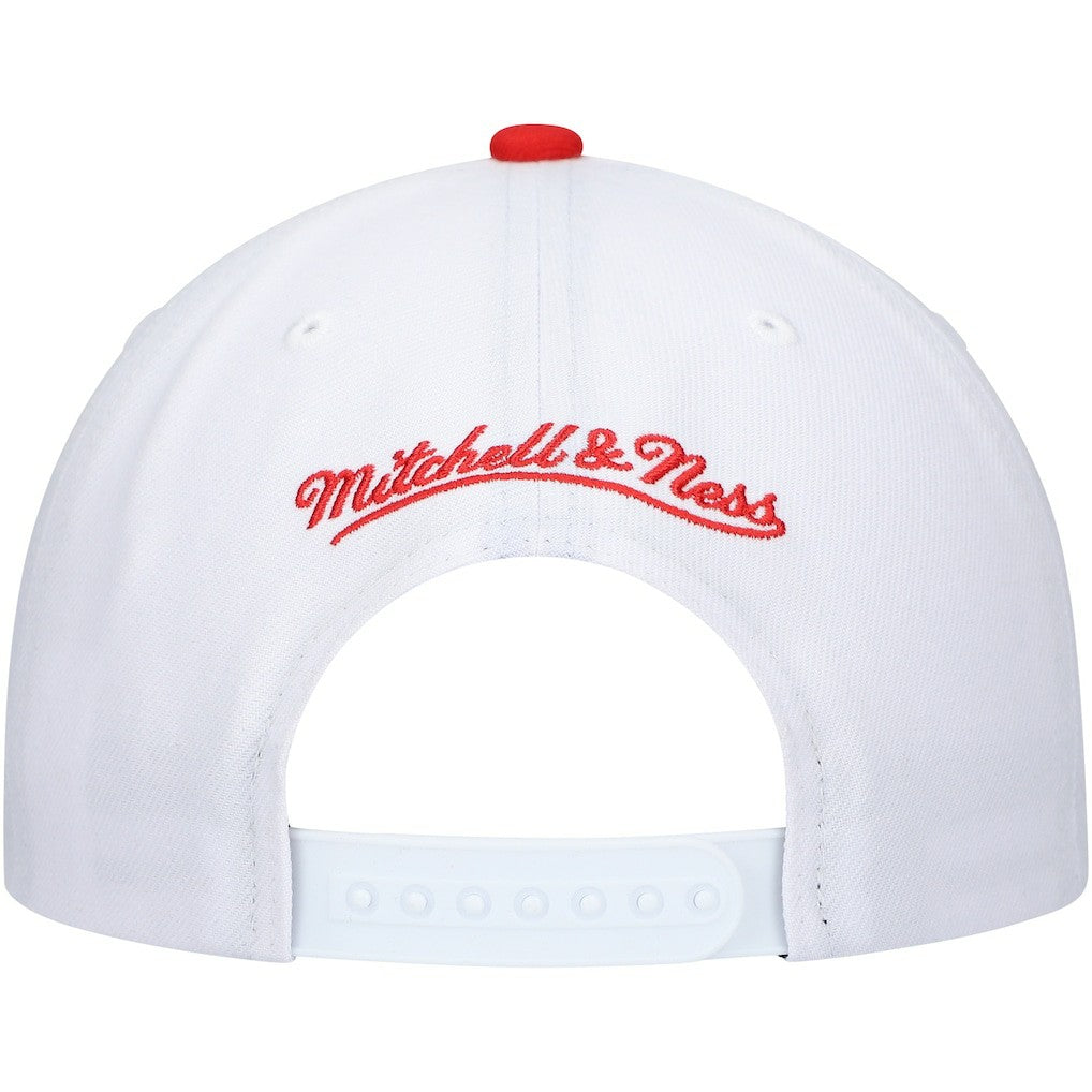Chicago Bulls Hardwood Classics Core 2-Tone 2.0 Pro Snapback Hat White/Red