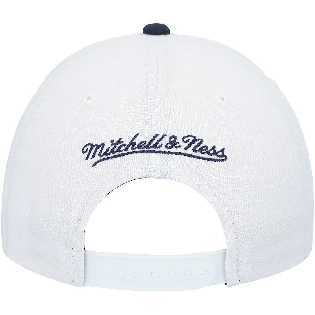 Dallas Mavericks Hardwood Classics Core 2-Tone 2.0 Pro Snapback Hat White/Navy