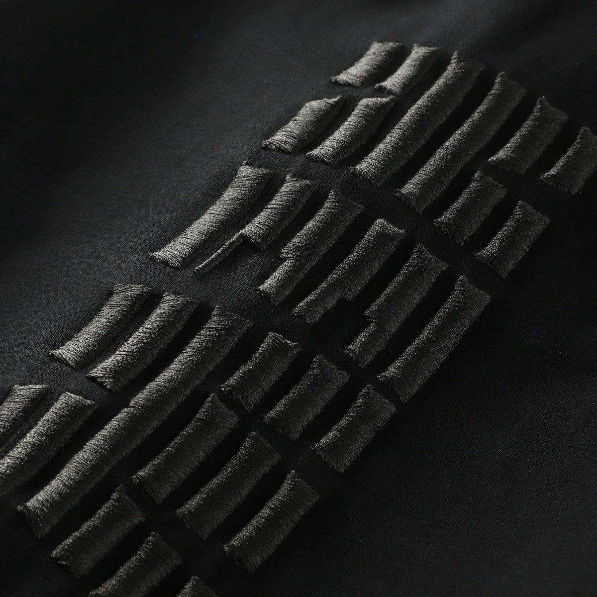 New York Knicks FISLL 3D Puff Print Sliced Logo T-Shirt Black