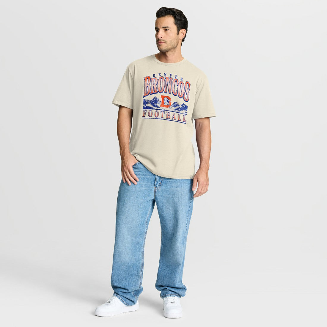 Denver Broncos Team Archives T-Shirt Cream