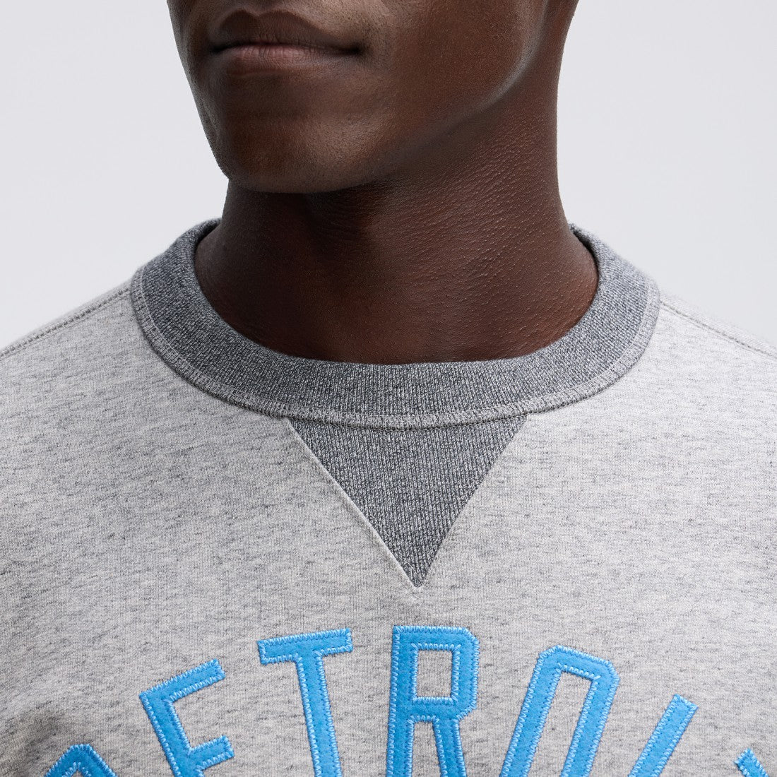 Detroit Lions IconicFleece Pocket Sweatshirt Heather Gray