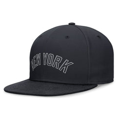 New York Yankees Nike Performance Fitted Hat - Navy Hats