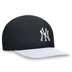 New York Yankees Nike Two-Tone Snapback Hat - Navy/White Hats