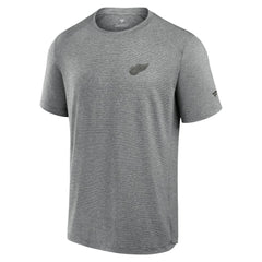 NHL Detroit Red Wings Fanatics Front Office Tech T-Shirt - Black
