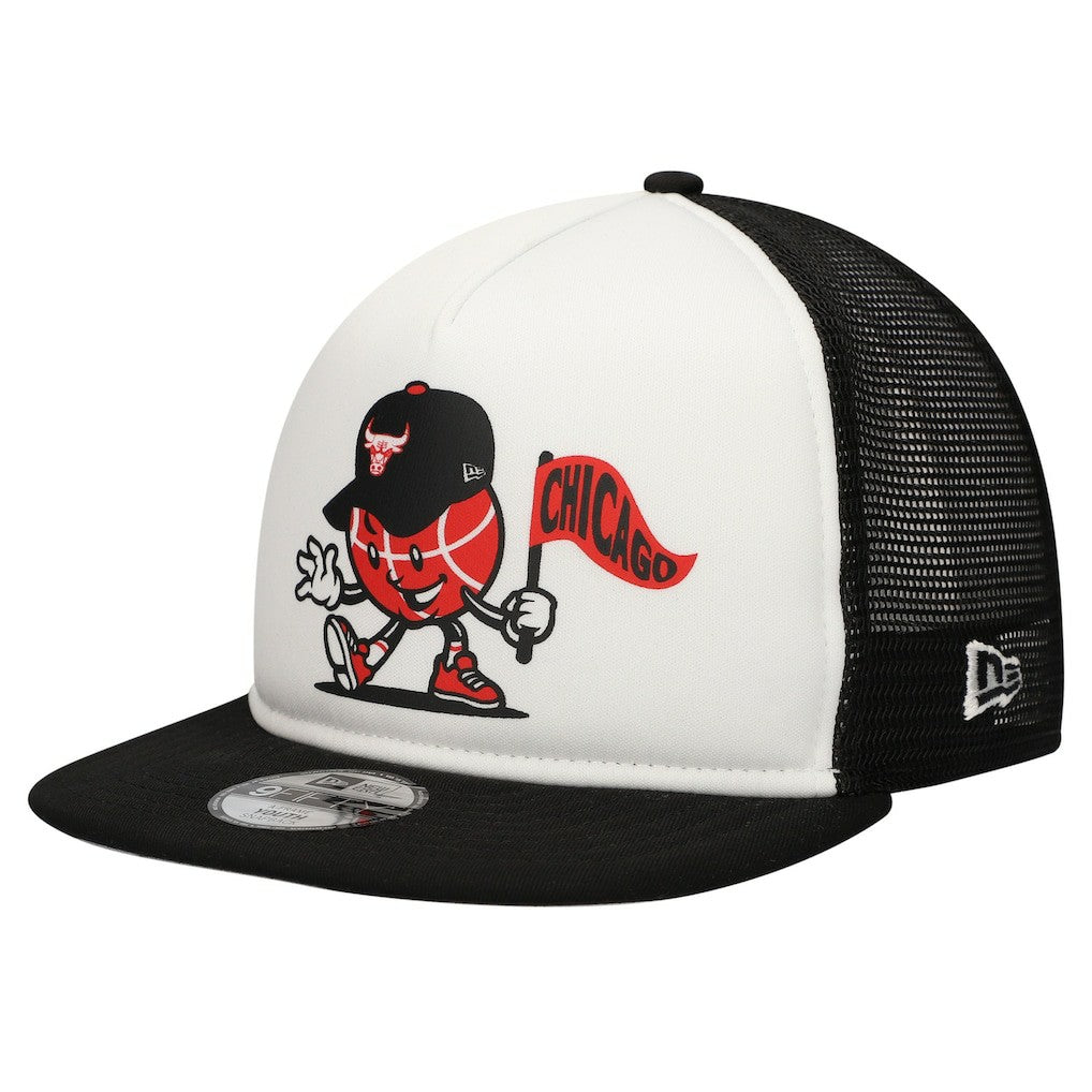 Chicago Bulls Youth Court Sport Mascot 9FIFTY Snapback Hat White/Black