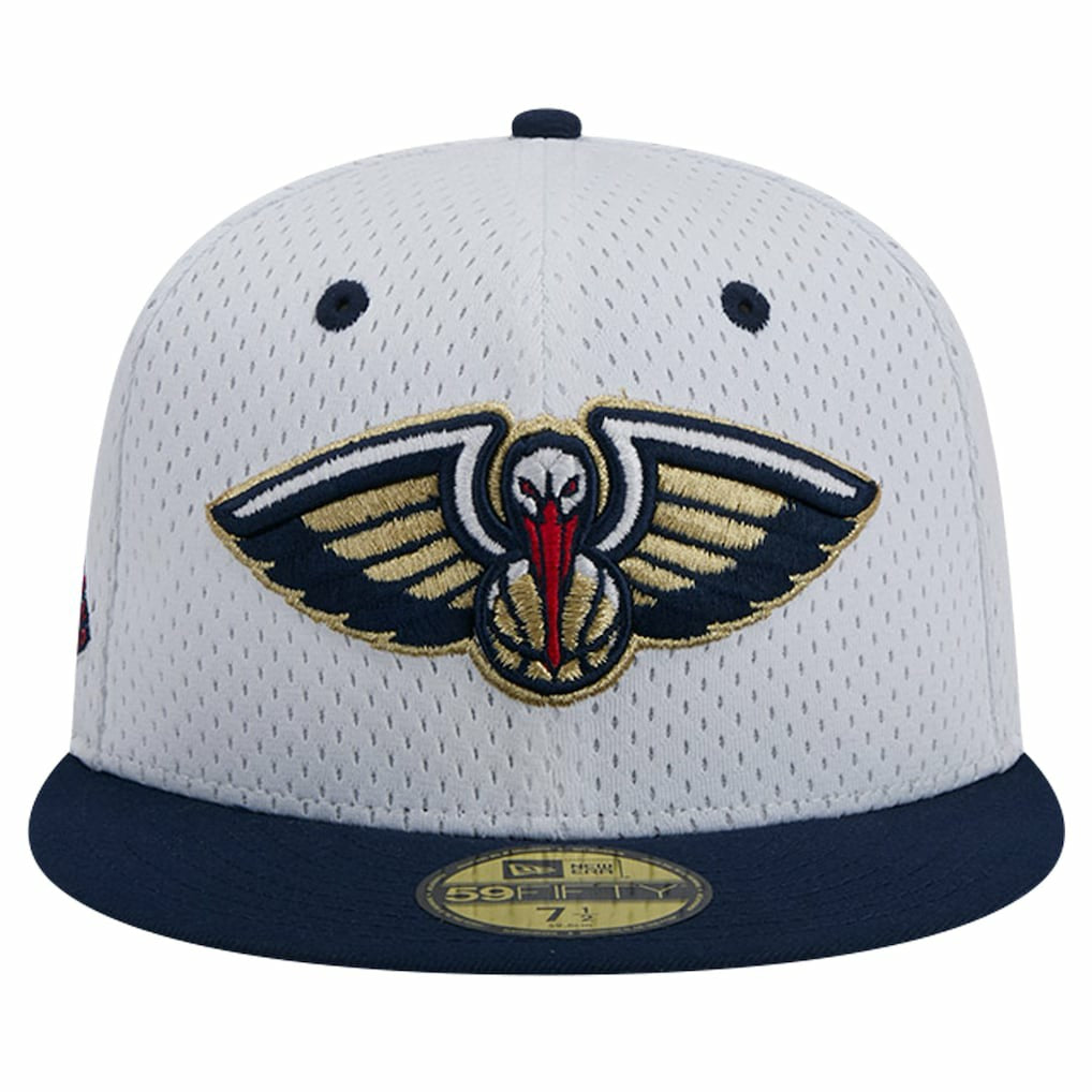 New Orleans Pelicans Throwback 2Tone 59FIFTY Fitted Hat White/Navy