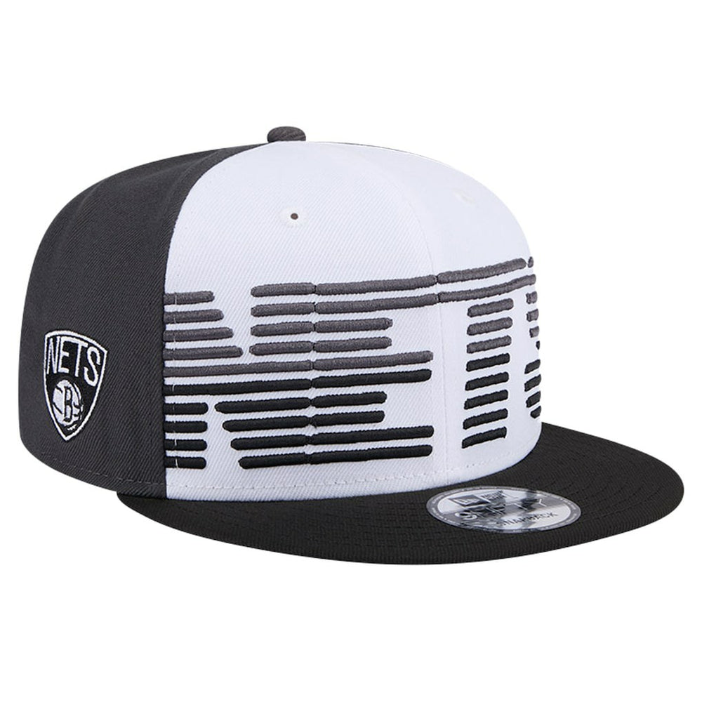 Brooklyn Nets Throwback Gradient Tech Font 9FIFTY Snapback Hat White/Black