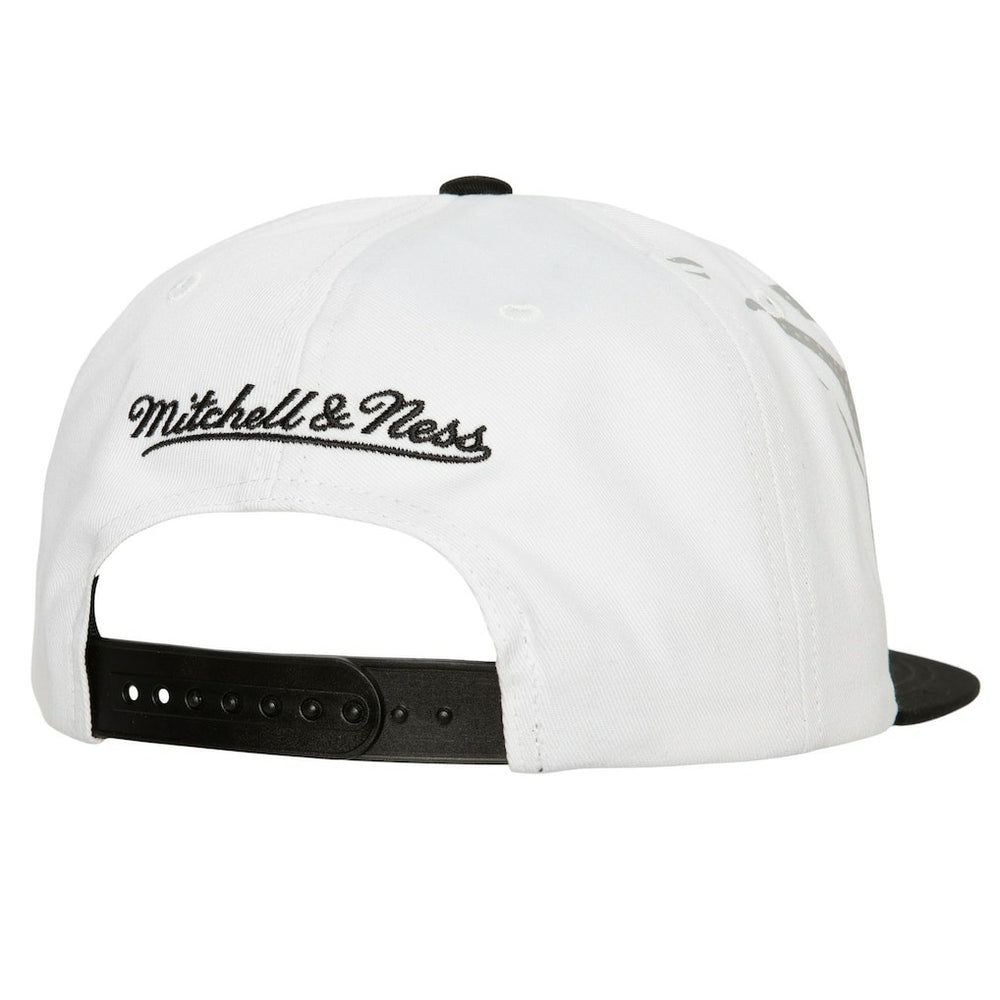 Brooklyn Nets Hot Fire Snapback Hat White