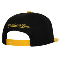 NHL Boston Bruins Mitchell & Ness Core Team Ground 2.0 Snapback Hat - Black