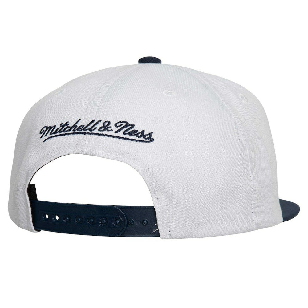 NHL Toronto Maple Leafs Mitchell & Ness Core Team Ground 2.0 Snapback Hat - White