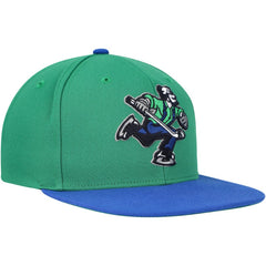 NHL Vancouver Canucks Mitchell & Ness Core Team Ground 2.0 Snapback Hat - Green