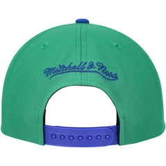 NHL Vancouver Canucks Mitchell & Ness Core Team Ground 2.0 Snapback Hat - Green