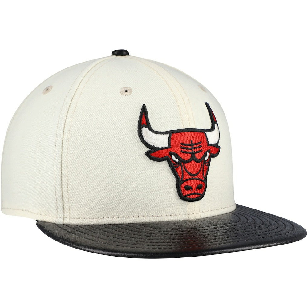 Chicago Bulls Faux Leather Visor Two-Tone 59FIFTY Fitted Hat Cream/Black