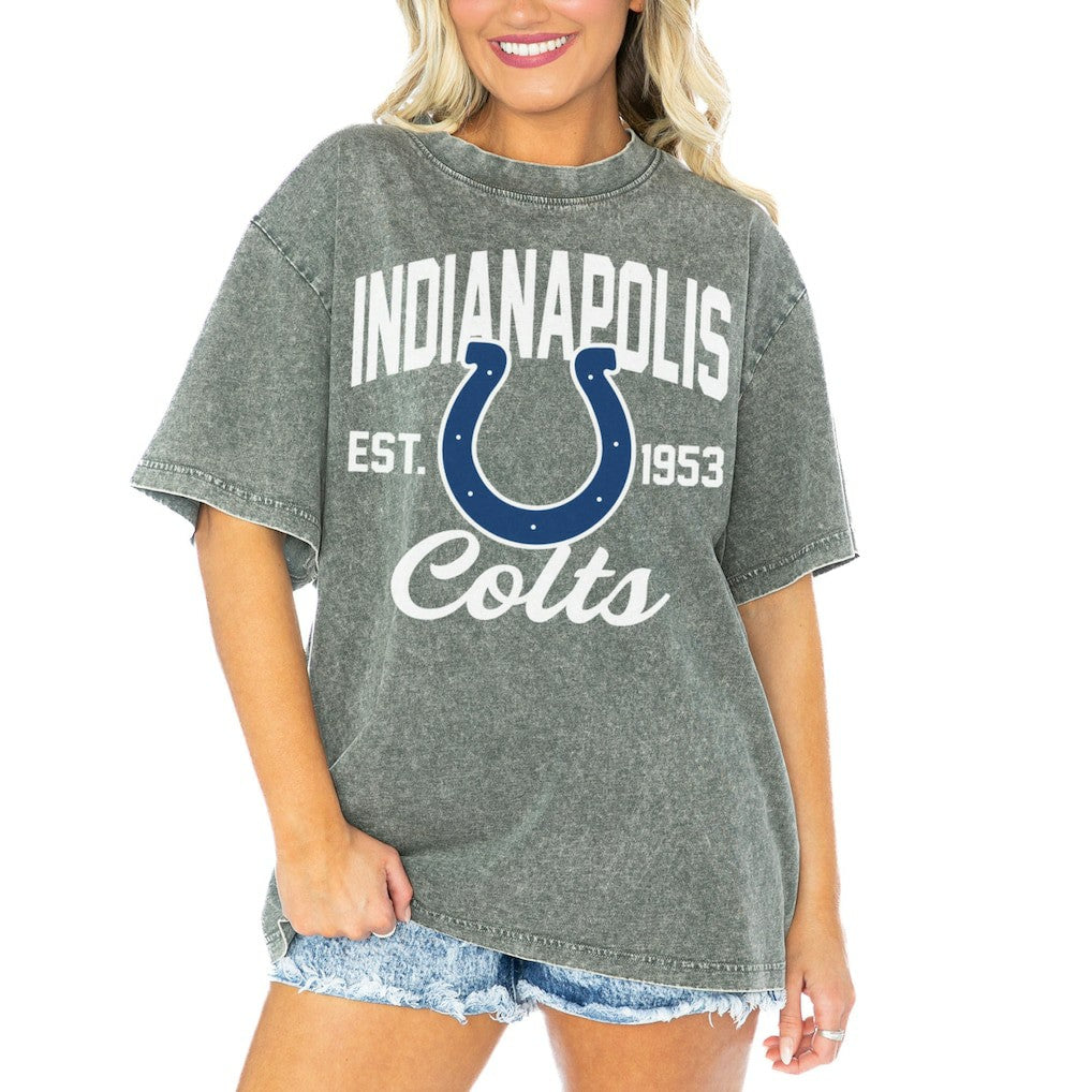 Indianapolis Colts Gameday Couture Women's Tackle Titan Boyfriend Washed T-Shirt Gray