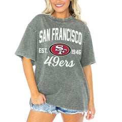 San Francisco 49ers Gameday Couture Women's Tackle Titan Boyfriend Washed T-Shirt Gray