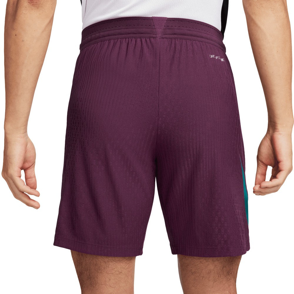 Paris Saint-Germain 2024/25 Advance Strike Shorts Burgundy