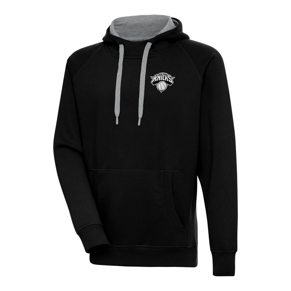 New York Knicks Antigua Metallic Logo Victory Raglan Pullover Hoodie Black