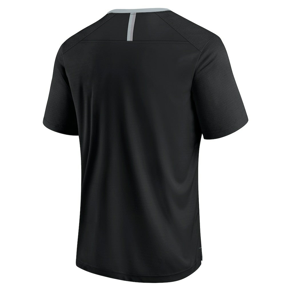 Las Vegas Raiders Defender Fade Slant T-Shirt Black