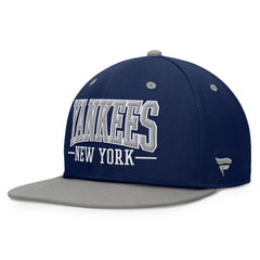 New York Yankees Fanatics Fundamental Bold Snapback Hat - Navy/Gray Hats