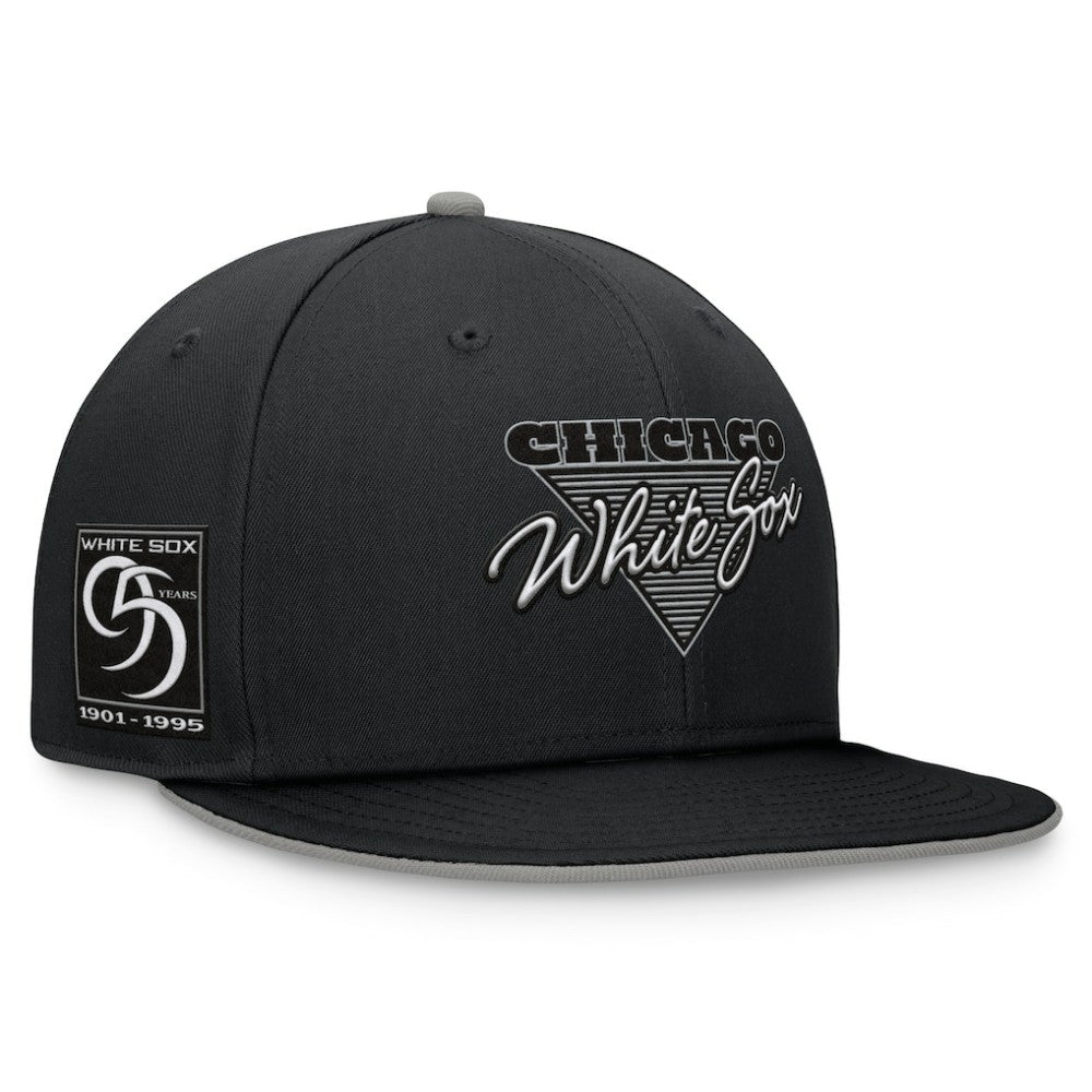 Chicago White Sox Fanatics Fundamental Tri-Script Fitted Hat - Black Hats