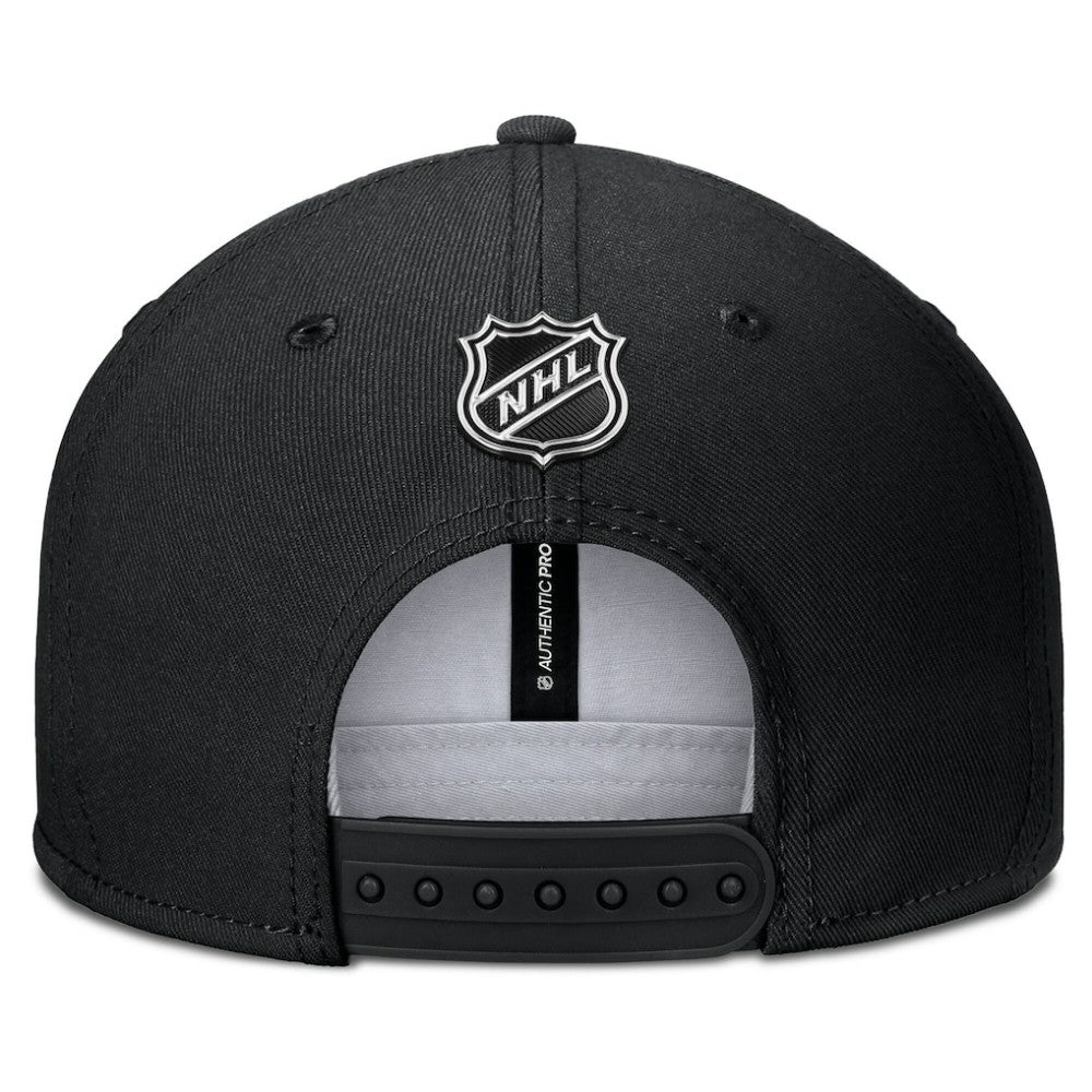 NHL New Jersey Devils Fanatics Authentic Pro Rink Snapback Hat - Black
