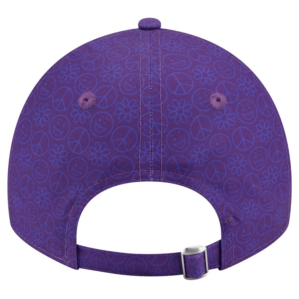 Minnesota Vikings New Era Women's Smiley 9TWENTY Adjustable Hat Purple