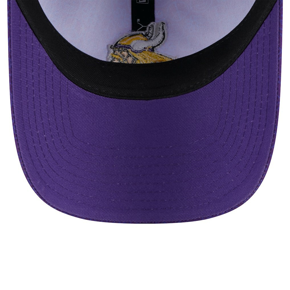 Minnesota Vikings New Era Women's Smiley 9TWENTY Adjustable Hat Purple
