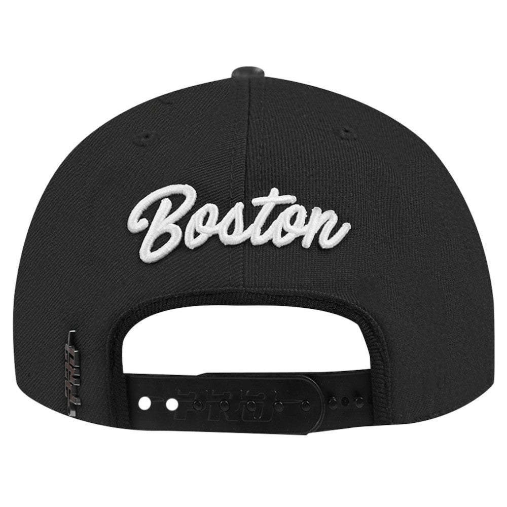 NHL Boston Bruins Pro Standard Paint the City Pinch Front Snapback Hat - Black