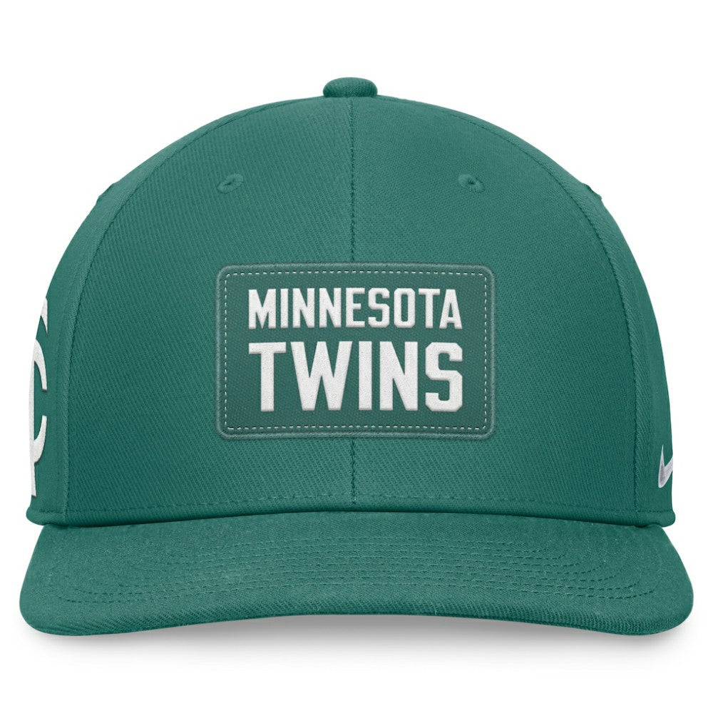 Minnesota Twins Nike Bicoastal Pro Performance Snapback Hat - Green Hats