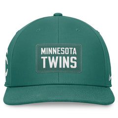 Minnesota Twins Nike Bicoastal Pro Performance Snapback Hat - Green Hats