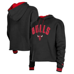 Chicago Bulls Women's Boxy Raw Edge Pullover Hoodie Black