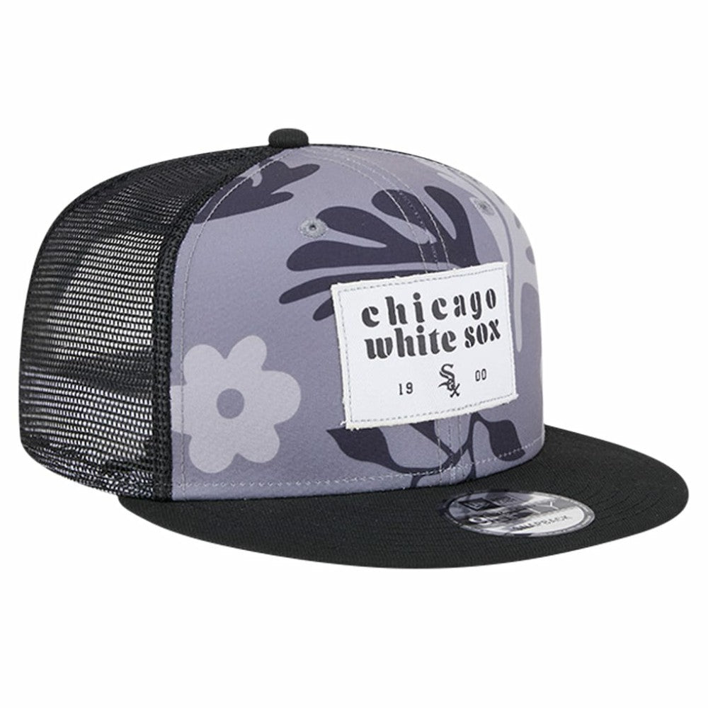 Chicago White Sox New Era Bikini Bottom Trucker 9FIFTY Snapback Hat - Black Hats