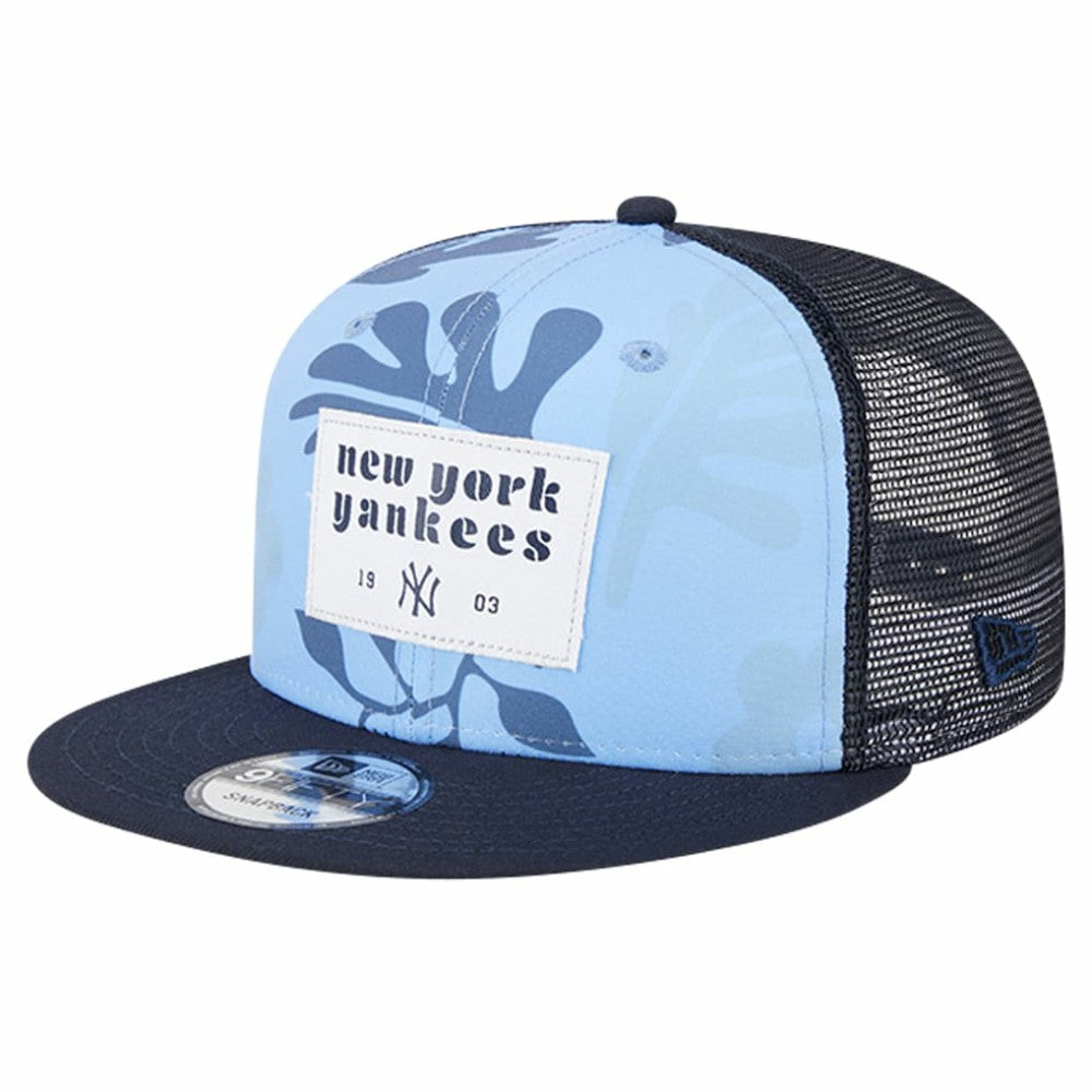 New York Yankees New Era Bikini Bottom Trucker 9FIFTY Snapback Hat - Navy Hats