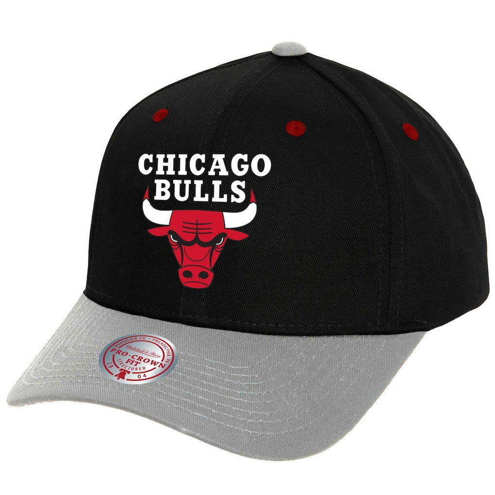 Chicago Bulls Pro Crown Adjustable Hat Black/Gray