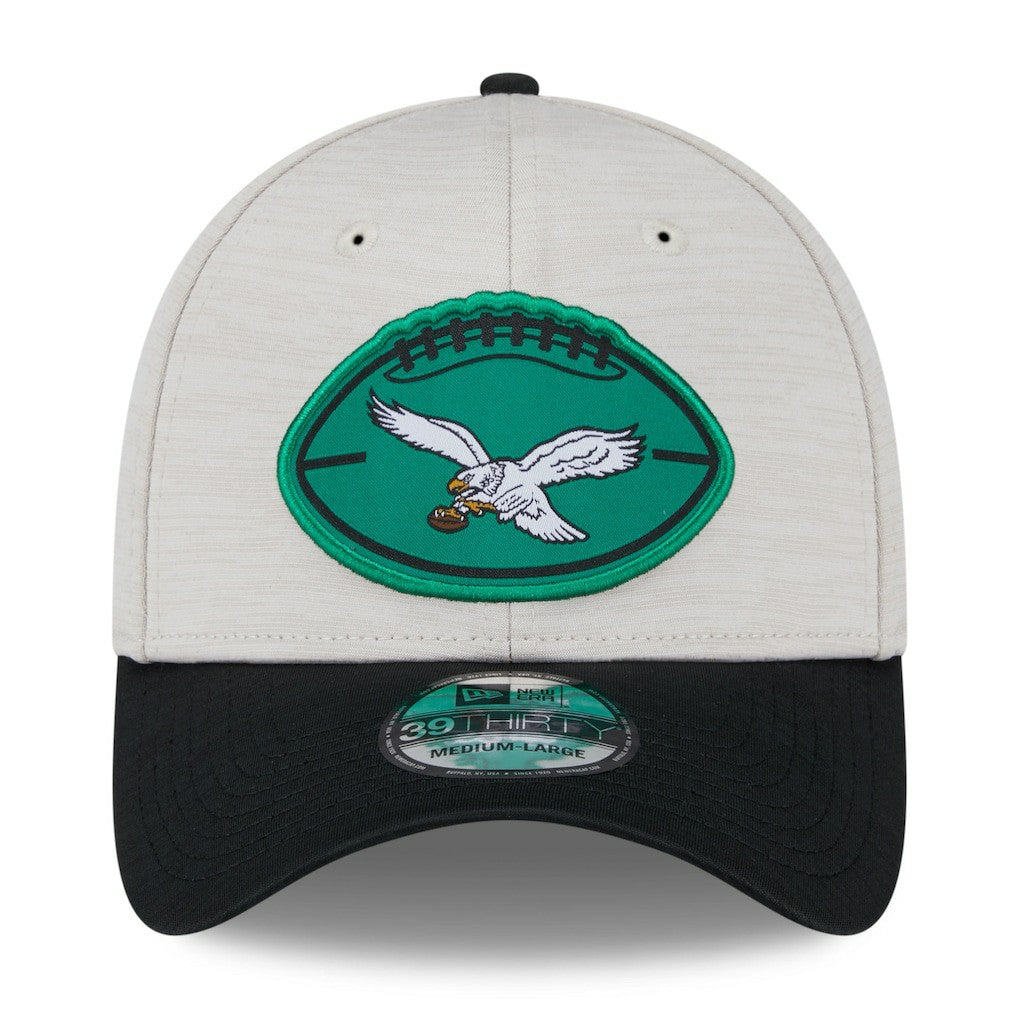 Philadelphia Eagles New Era 2024 Sideline Historic 39THIRTY Flex Hat Stone/Black
