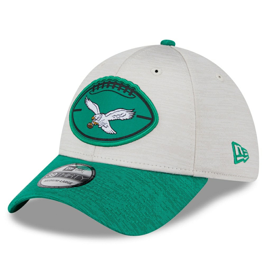 Philadelphia Eagles New Era 2024 Sideline Historic 39THIRTY Flex Hat Stone/Midnight Green