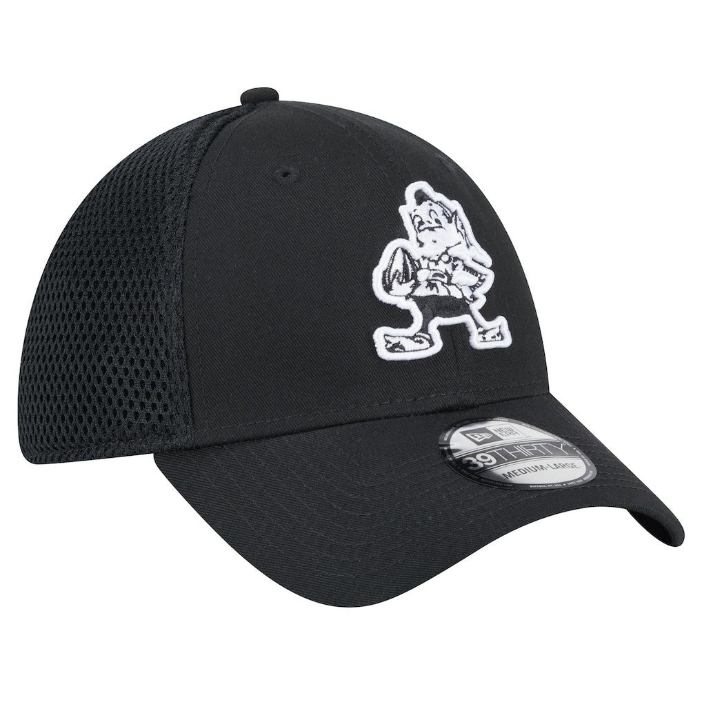 Cleveland Browns New Era Main Neo 39THIRTY Flex Hat Black