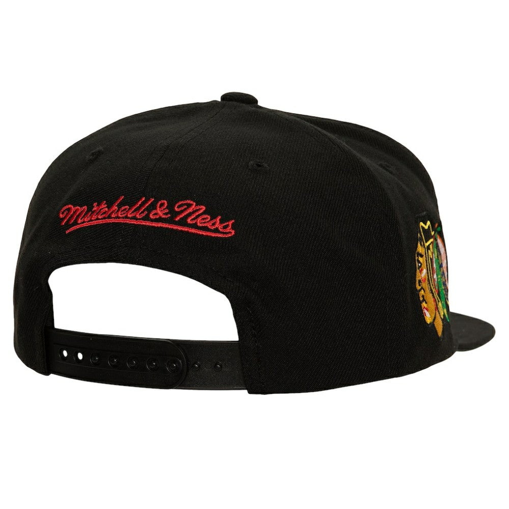 NHL Chicago Blackhawks Mitchell & Ness Retro Script Colorblock Snapback Hat - Black