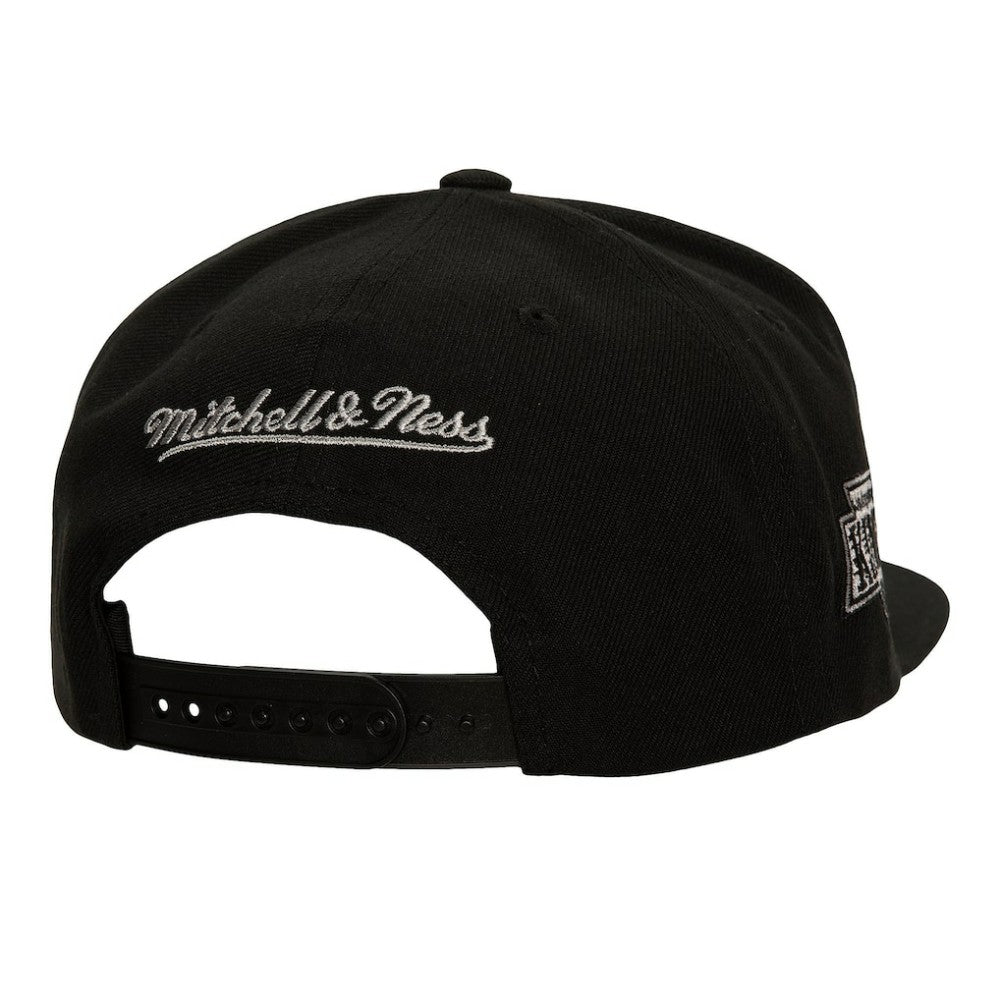 NHL Los Angeles Kings Mitchell & Ness Retro Script Colorblock Snapback Hat - Black