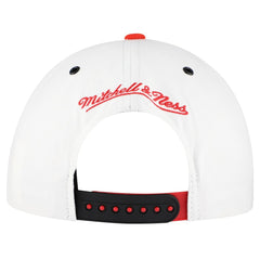Chicago Bulls Day 4 Snapback Hat White