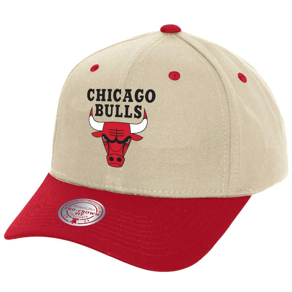 Chicago Bulls Game On Two-Tone Pro Crown Adjustable Hat Cream