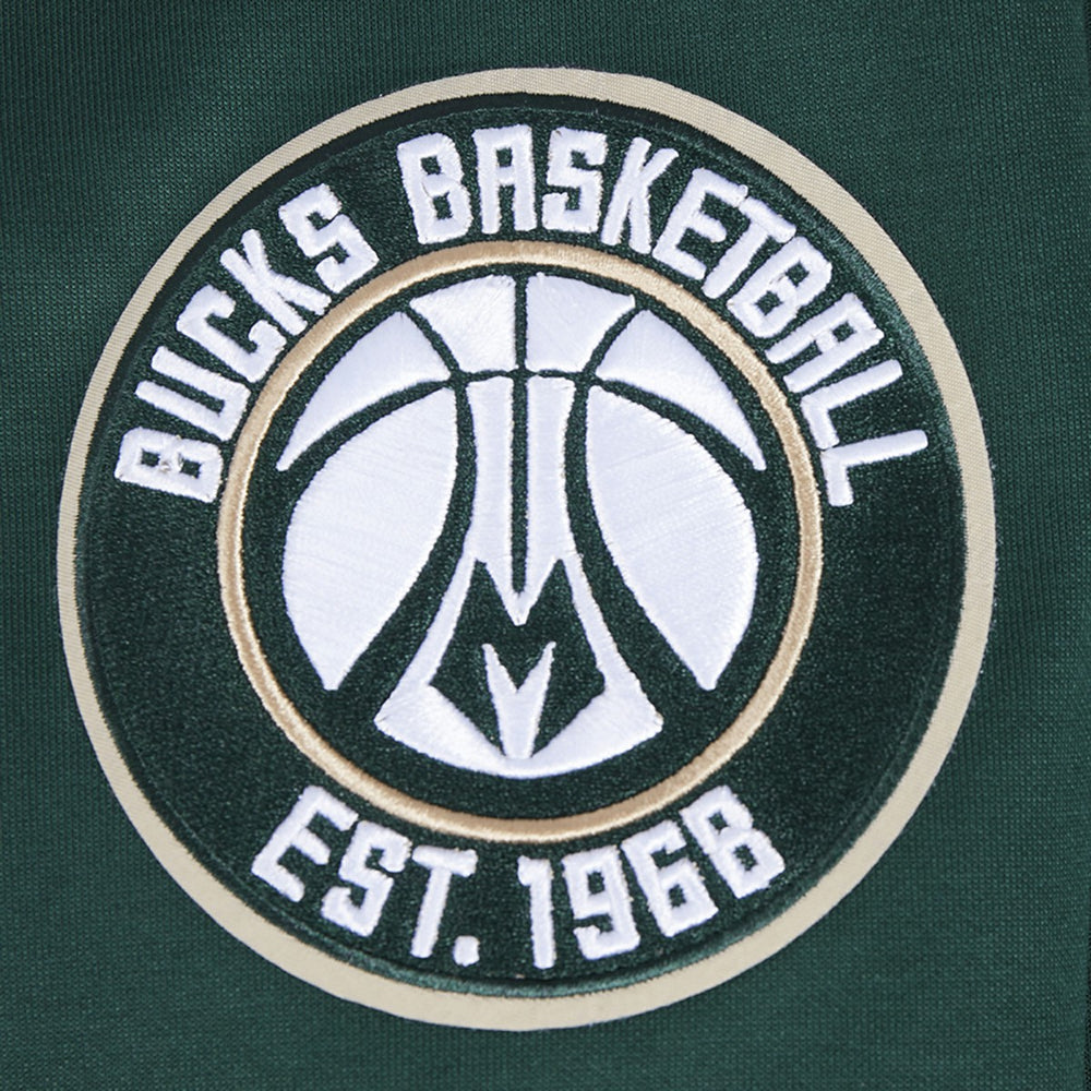 Milwaukee Bucks Pro Standard Split Logo Pullover Hoodie Hunter Green