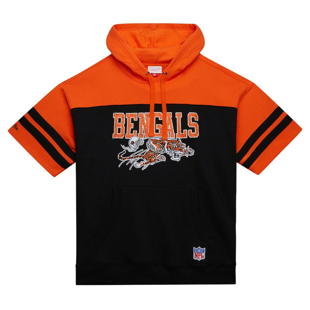Cincinnati Bengals Off Field Vintage Logo Short Sleeve Pullover Hoodie Black