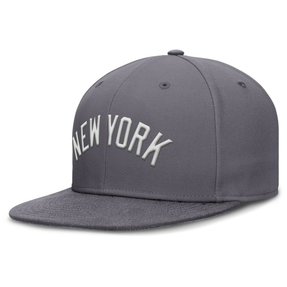 New York Yankees Nike Performance True Fitted Hat - Gray Hats